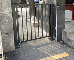武漢電動人行門